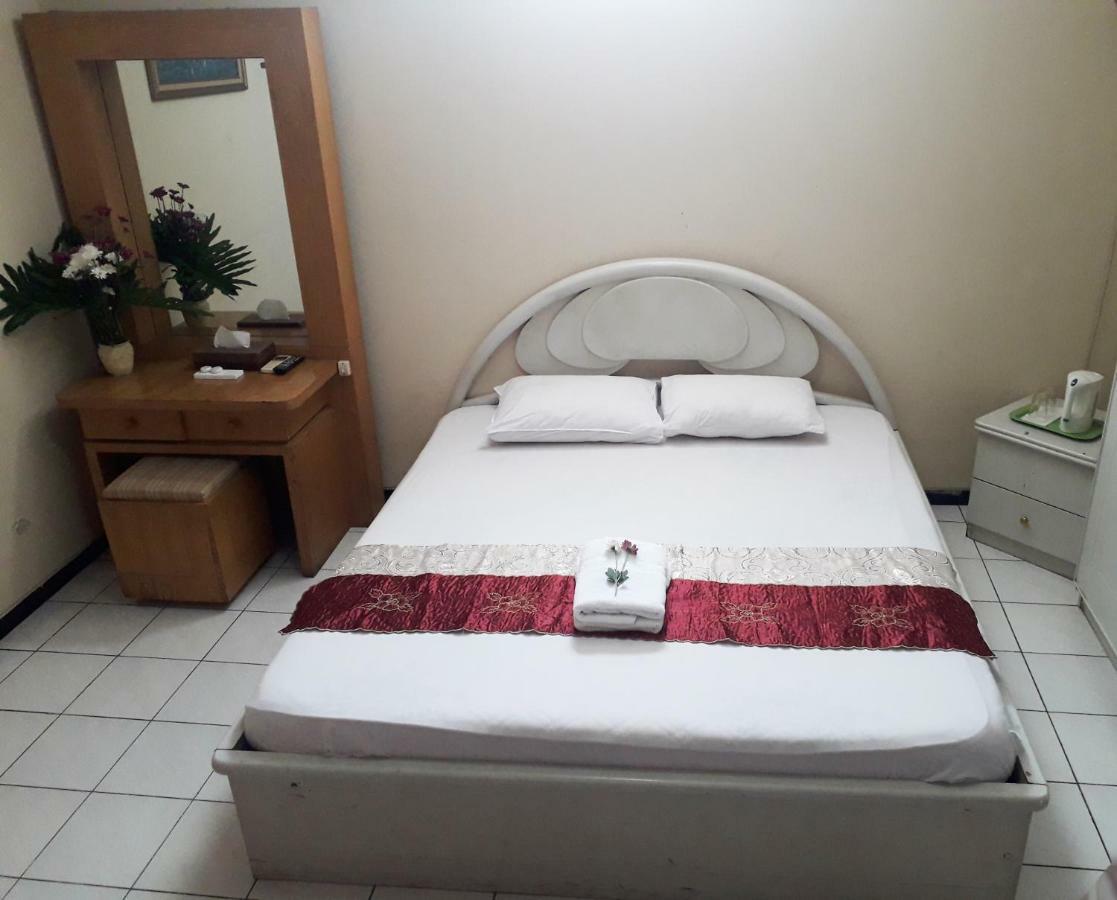 Vidi 1 Hotel Jogjakarta Kejayan ภายนอก รูปภาพ