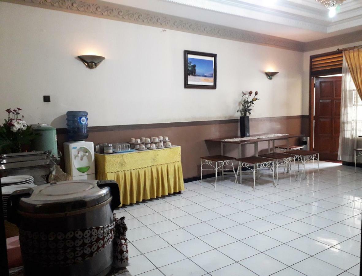Vidi 1 Hotel Jogjakarta Kejayan ภายนอก รูปภาพ